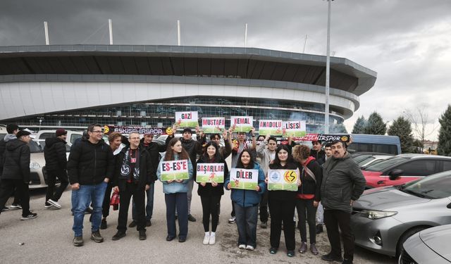 O okul Eskişehirspor maçında takımın yanındaydı
