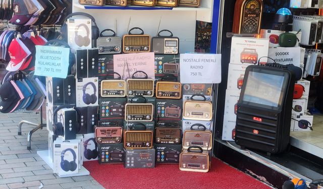 Nostaljik radyolar Eskişehir'de yeniden gözde oldu
