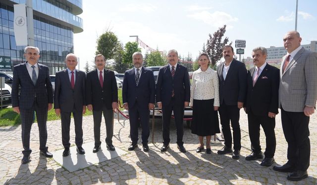 Eskişehir Sempozyumu yoğun katılım ile başladı