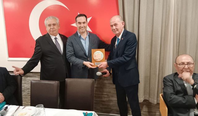 Ahbaplar Grubu toplantısına Feyyaz Ünal konuk oldu