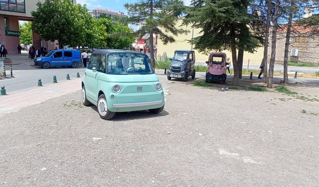 Eskişehir'de boş alan otopark oldu!