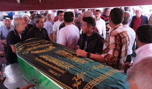 Dursun Büdüş son yolculuğuna uğurlandı