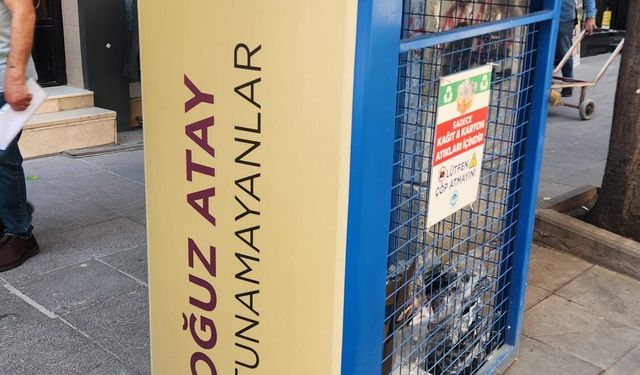 Kitap görünümlü geri dönüşüm kutusu dikkat çekiyor