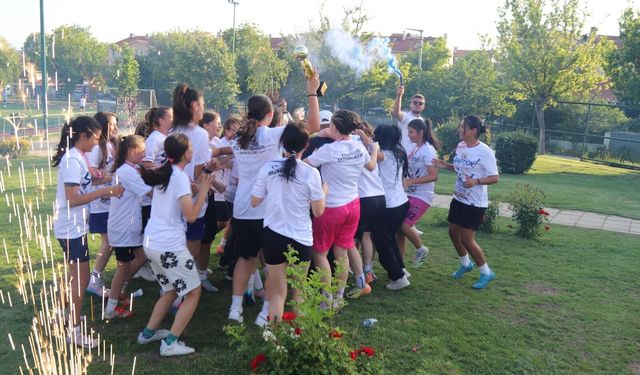 Mağlubiyet yüzü görmeden mutlu sona ulaştılar
