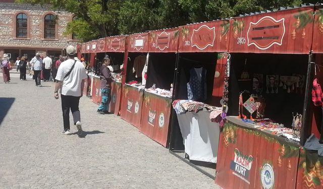 Eskişehir'de kadın ürünleri görücüye çıktı