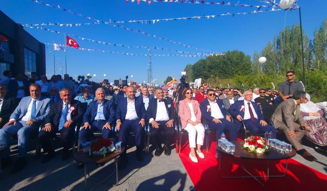 26 yıllık hayal gerçek oldu: Roya Nova lansmanı gerçekleşti!
