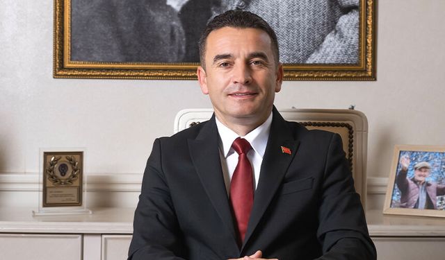 Başkan Dökmeci'den CHP'deki ayrılmalara açıklama