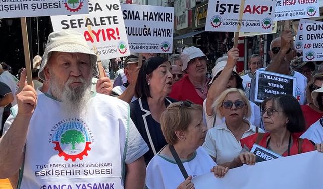 Eskişehir'de eylemde gergin anlar: Jale Nur Süllü protesto edildi!