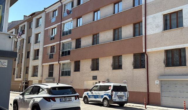 Eskişehir'de sıcakla kötü koku apartmanı sardı, acı gerçek ortaya çıktı