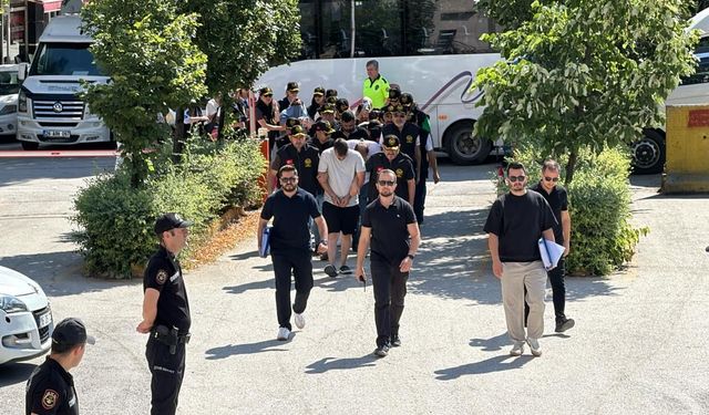 Eskişehir'de dolandırıcılara büyük darbe: 12 kişi gözaltına alındı