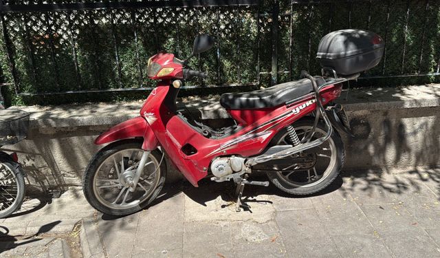 Eskişehir’de park halindeki motosiklet çalıntı çıktı!