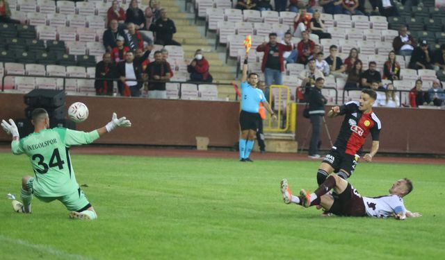 Attığı gol ofsayt bayrağına takıldı