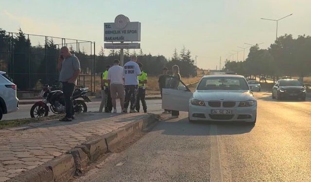 Eskişehir’de otomobil ile motosiklet çarpıştı: 1 yaralı