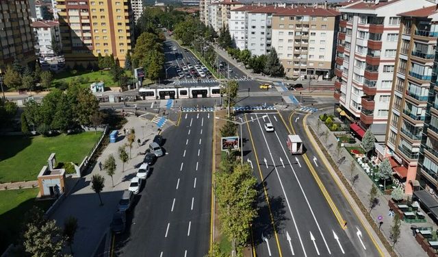 Eskişehir’de pazar günü bu yol kapanıyor! 7 otobüs hattının güzergahı değişecek