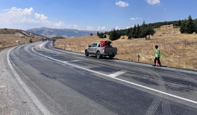 Afyon’da yolu mora boyayan kimyasalın kaynağı belli oldu