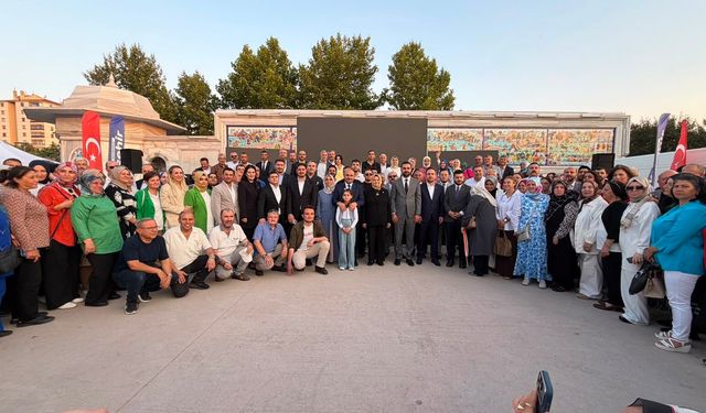 AK Parti Eskişehir'de 25. yıl coşkusu