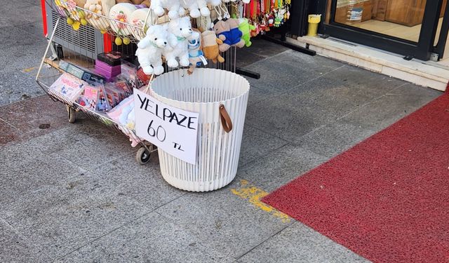 Eskişehir’de sıcaklardan bunalanlar çareyi yelpazede buldu