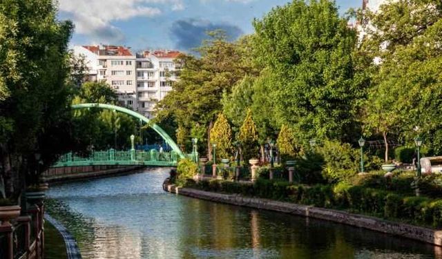 Eskişehir’de sıcaklık bir günde 8 derece düşecek!