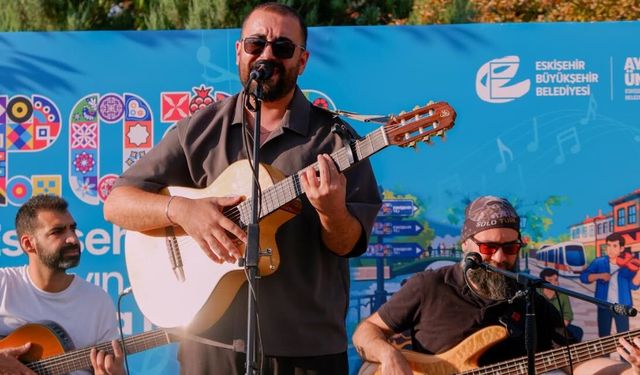 İskele 26 bir yaşında: Eskişehirde üç gün süren indirim