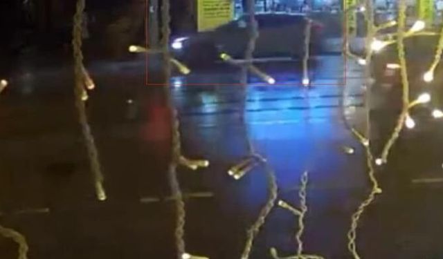 Eskişehir’de SUV araç çöp konteyneri ve elektrik panosuna çarptı