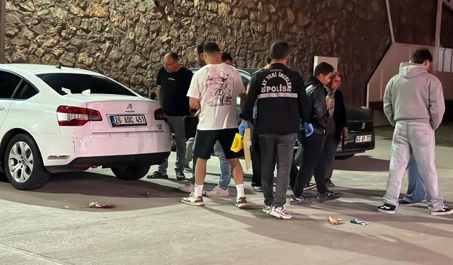 Eskişehir'de iki grup birbirine girdi: 19 yaşındaki genç muştayla yaralandı