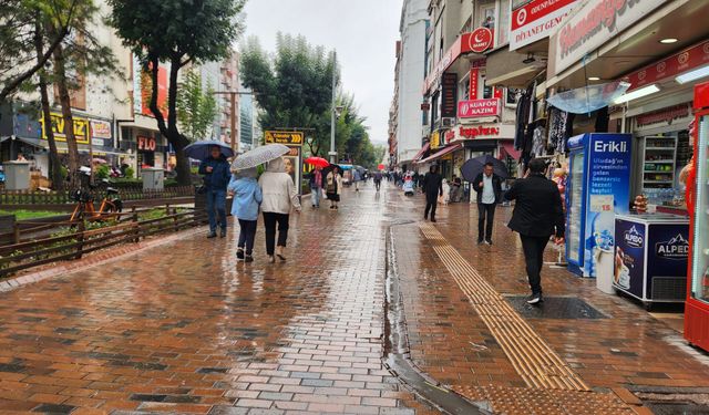 Hamamyolu’nda yağmur etkisi: Sokaklar sessiz kaldı