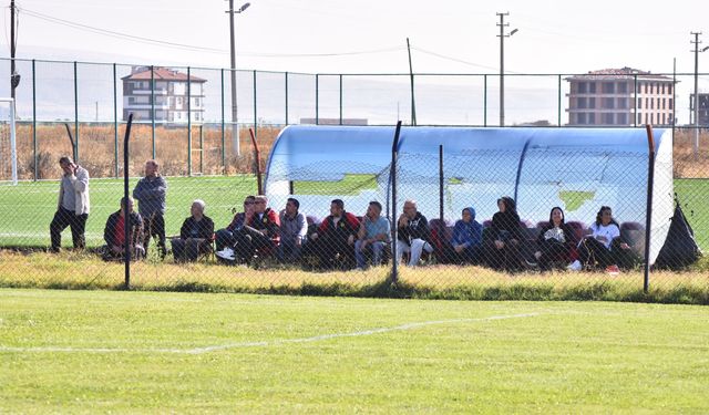 Küçük futbolculara büyük destek