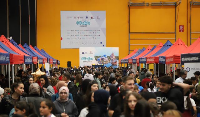 Eskişehir'de 3 gün boyunca sürecek bilim şöleni başladı