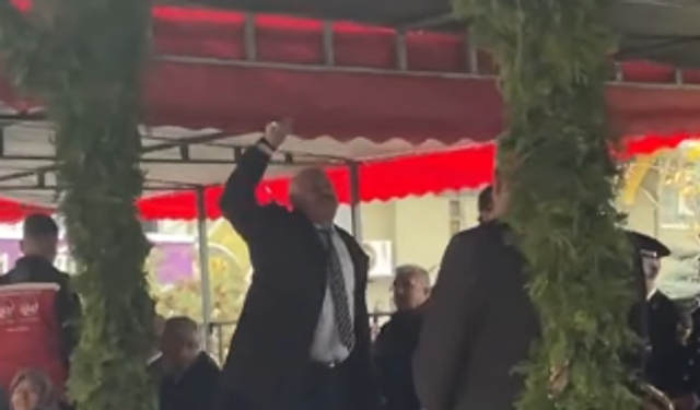 Eskişehir’de şehit babası törende protokole isyan etti: İşte o anlar