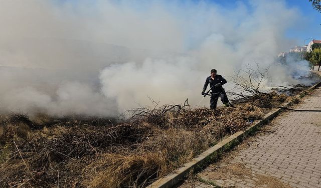 Eskişehir’de boş arazide yangın: Kasıt iddiası gündemde