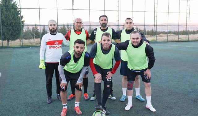 Eskişehir’de takımlar bu kez Cumhuriyet Kupası için karşı karşıya