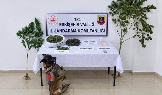 Eskişehir’de uyuşturucu baskını! Evden çıkanlar şaşırttı