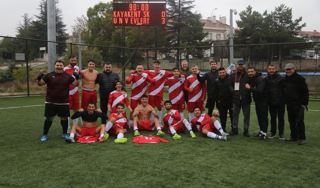 Üniversite Evleri 2’de 2 istiyor