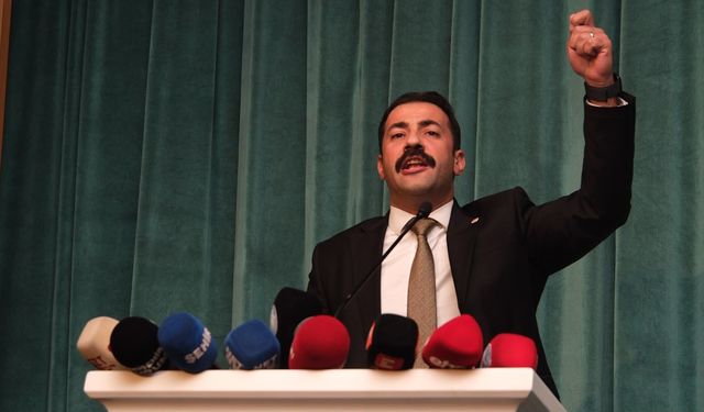 Yeni Parti ön seçimine yoğun katılım: Yalaz güven tazeledi