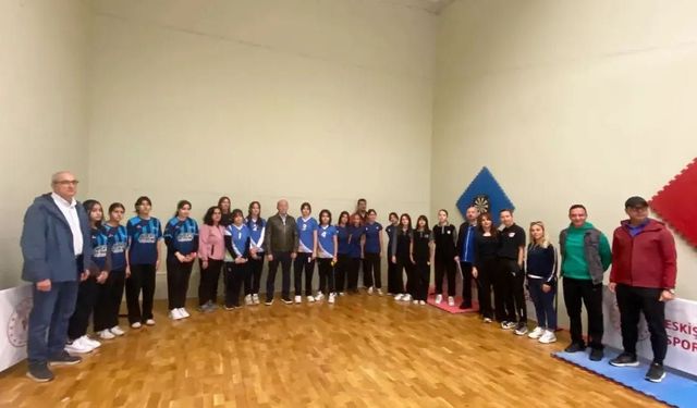 Dartta şampiyon Atatürk Ortaokulu