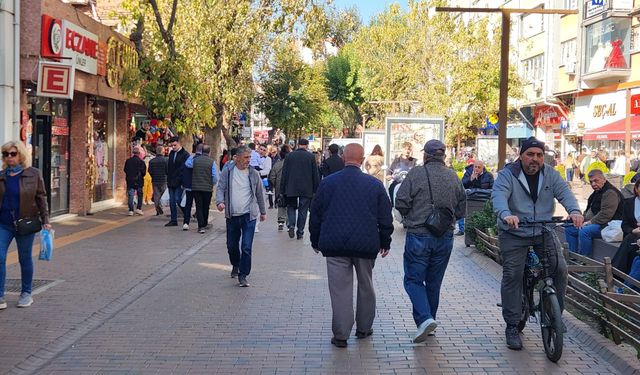 Güzel havayı fırsat bilenler hamamyolu’na akın etti