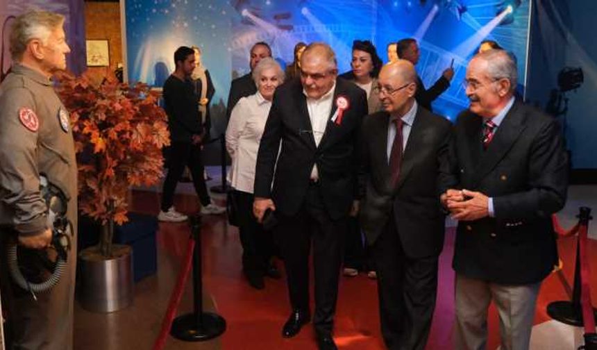 10. Cumhurbaşkanı'ndan Balmumu Heykeller Müzesine ziyaret
