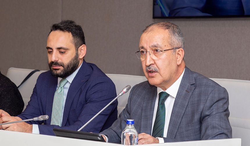 Erkılınç: Yanlış yollara tevessül edenler kendilerini kandırıyor