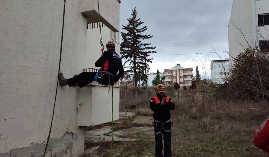 AFAD tarafından DAK’a yardım eğitimleri verildi