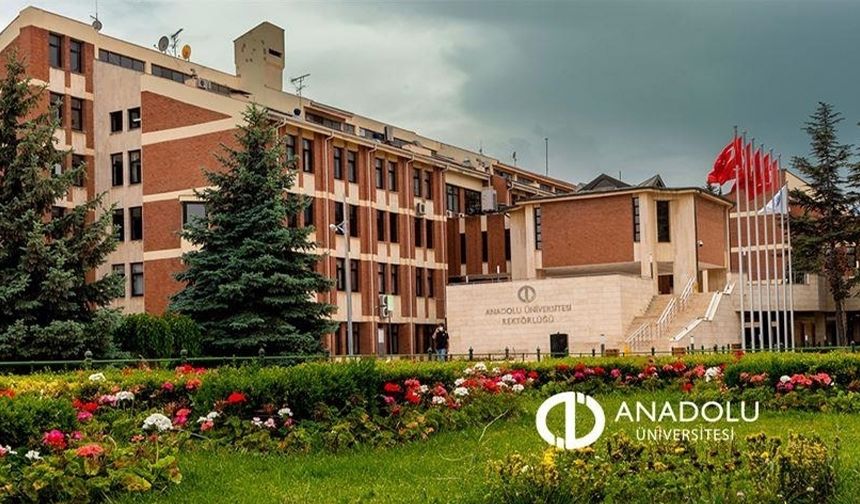 Anadolu Üniversitesi’nden 30 bin TL burs desteği