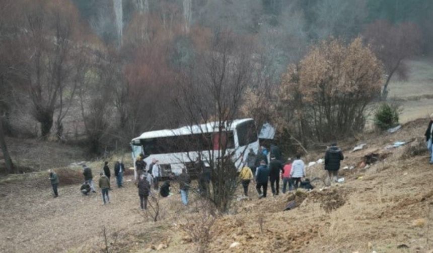 Emet’te işçi servisi yoldan çıktı: 9 yaralı