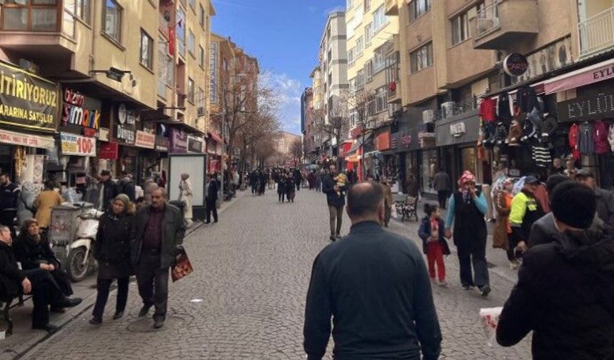 Kurban Bayramı hazırlıkları başladı: Eskişehir'de tezgahta şimdiden yerini aldı!