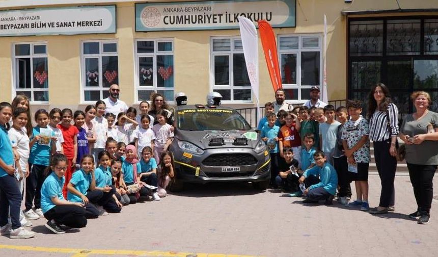 Ralli Pilotları Beypazarı'nda öğrencilerle bir araya geldi