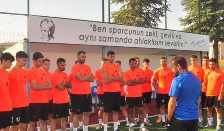 Sağlıkspor’da sezonun ilk antrenmanı yapıldı
