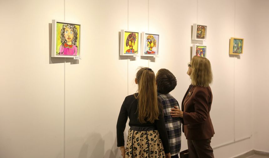 “Başak’ın Renkleri” sergisi Dünya Kız Çocukları Günü’nde açıldı