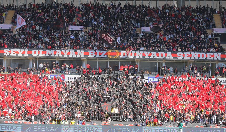 Eskişehirspor taraftarı dünya gündeminde