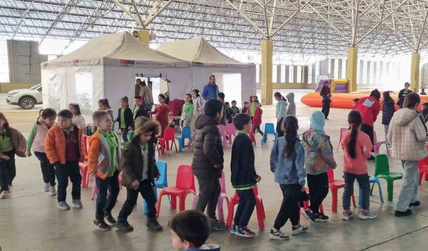 Eskişehir’de mobil tır çocukların sosyal uyumunu güçlendiriyor