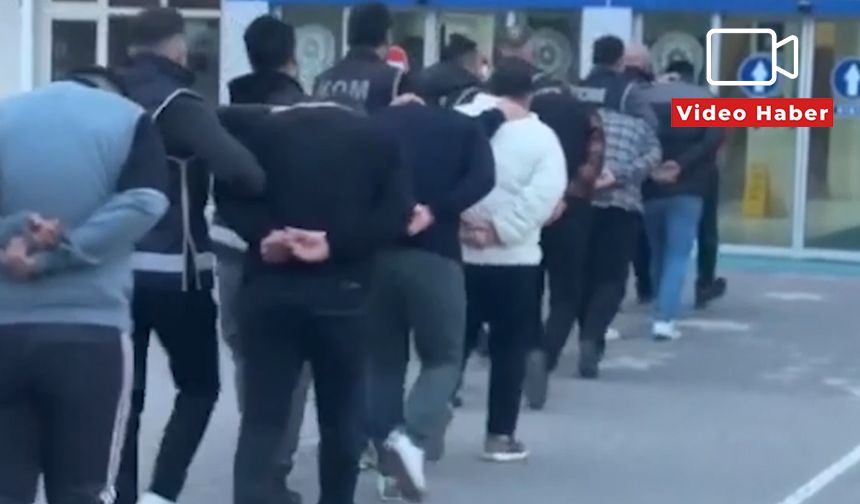 Bakan Yerlikaya açıkladı: Eskişehir dahil 45 ilde FETÖ operasyonu