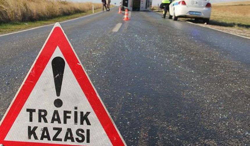 Afyonkarahisar’da refüje giren otomobilde 5 kişi yaralandı