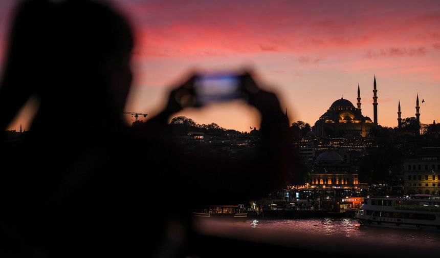 Türkiye ekimde 5,6 milyon yabancı ziyaretçiyi ağırladı